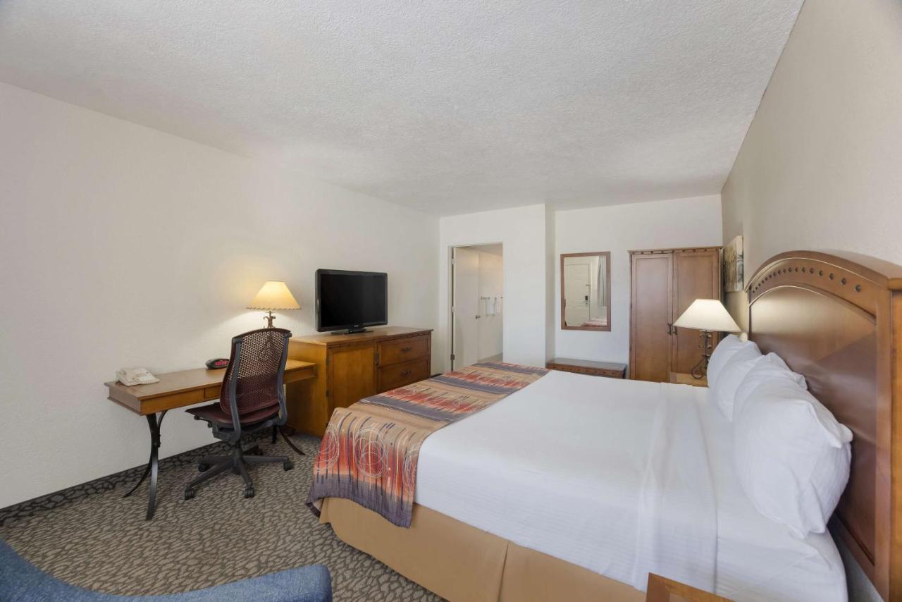 Best Western Kokopelli Lodge Clayton Exterior photo
